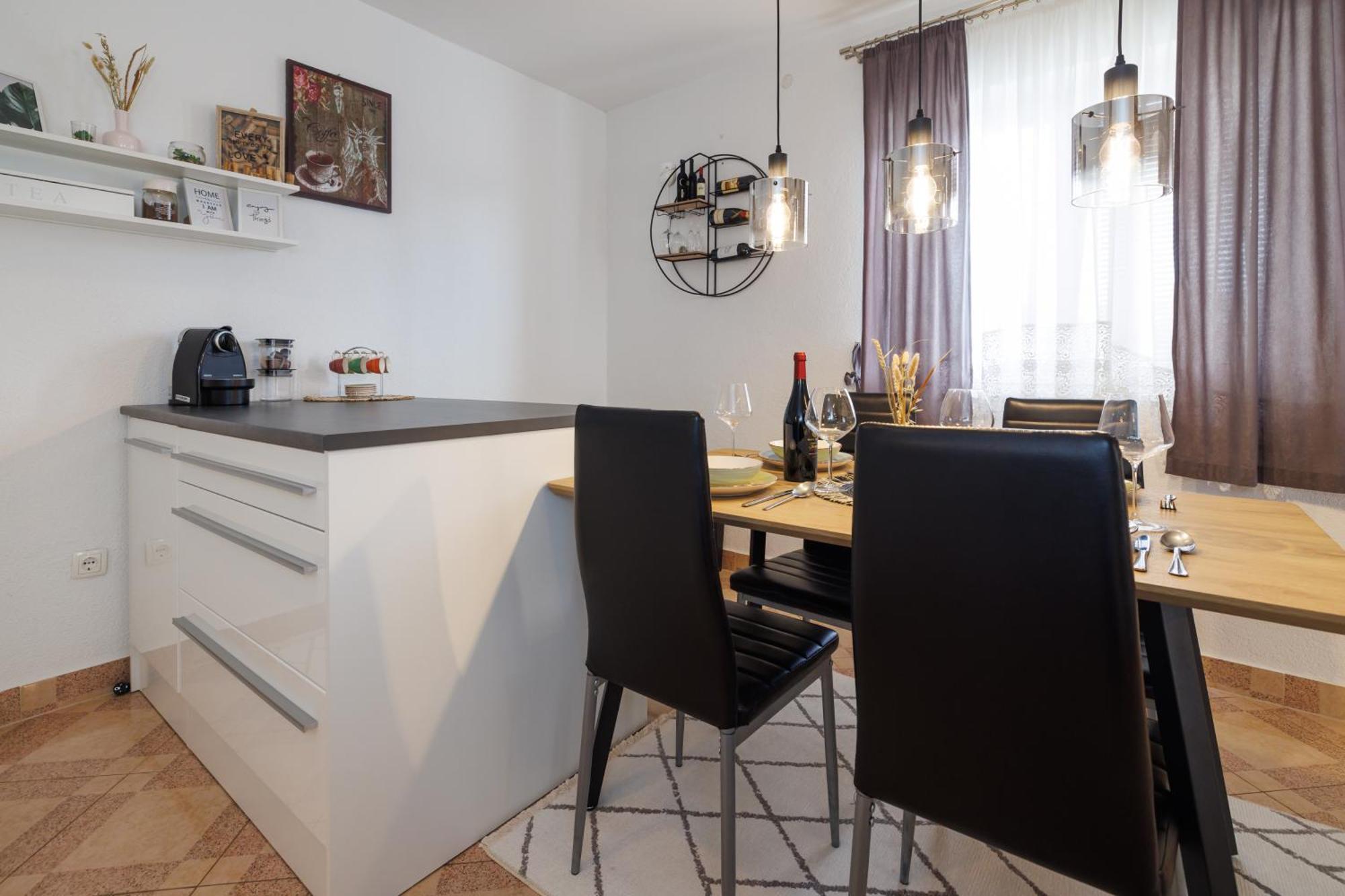 Spacious And Modern App With Big Terrace Malinska Ngoại thất bức ảnh